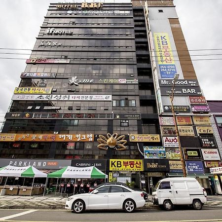 If Business Hotel ČČchangwon Exteriér fotografie